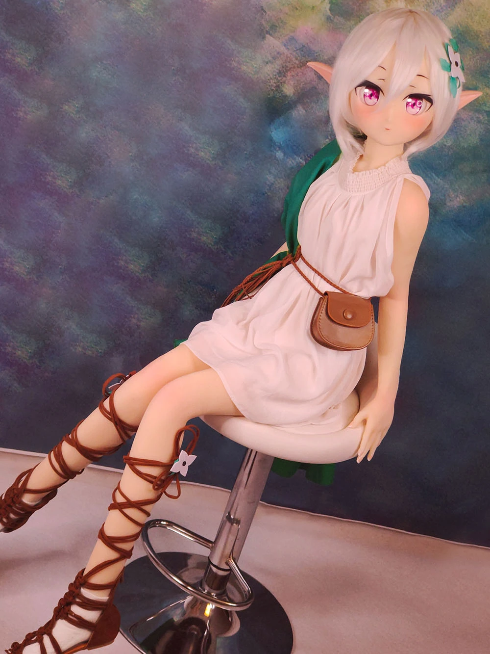 Flat-chested Elf Loli sexdoll