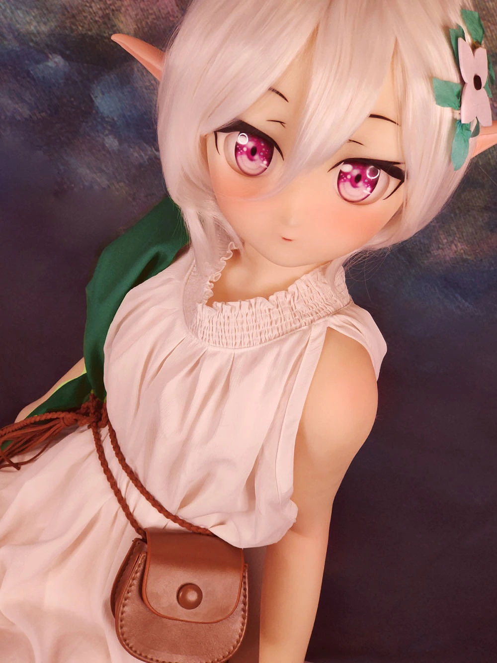 Flat-chested Elf Loli sexdoll