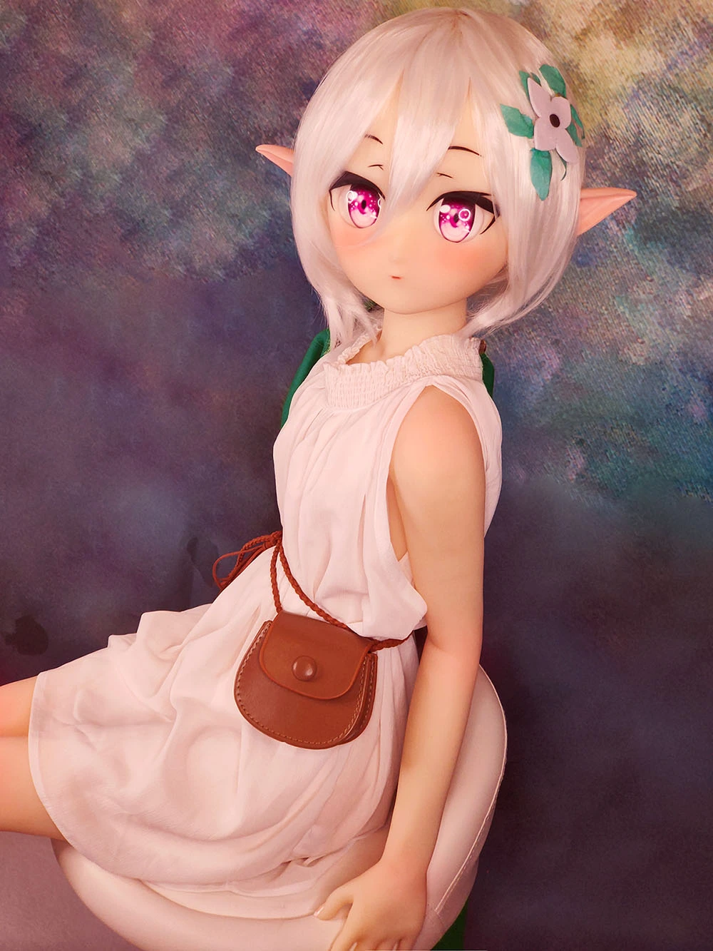 Flat-chested Elf Loli sexdoll